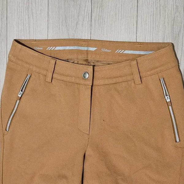 [BUNJANG] Titleist Beige Women's Golf Pants Size 64 (25) / 타이틀리스트 베이지 여성 바지 64(25)사이즈