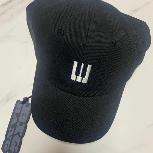 [BUNJANG] BIGBANG 20th Anniversary Official Ball Cap / 빅뱅 20주년 공식 볼캡 모자