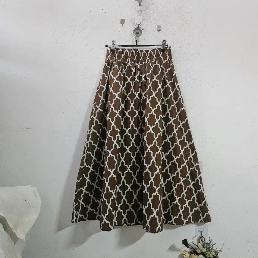 [BUNJANG] Pattern Long Skirt Brown / 패턴 롱 스커트 브라운
