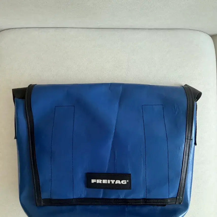 [BUNJANG] Freitag Dexter Messenger Bag Blue / 프라이탁 덱스터 메신저백 블루