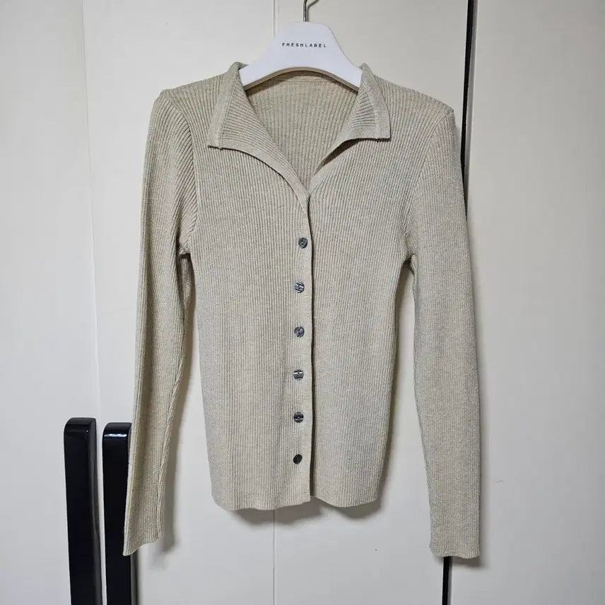 [BUNJANG] Beige Slim Fit Ribbed Knit Cardigan / [새상품] 베이지 슬림핏 골지 니트 가디건