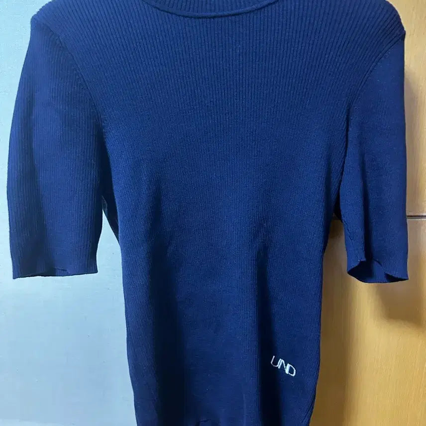 [BUNJANG] Beaker Ecru Ribbed Mock Neck Knit / 비이커 에크루 SSF 바움운드 페르드가르텐 골지 니트 리브드 모크넥 / 마인 타임 꼬르소꼬모 라움