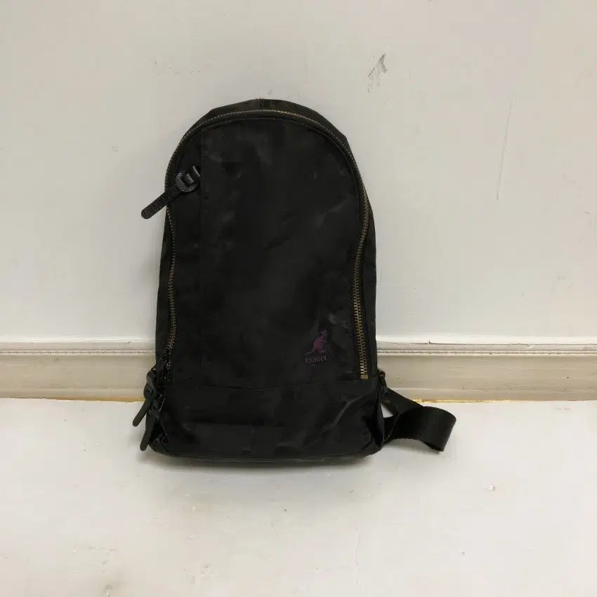 [BUNJANG] Kangol Sling Bag / 캉골 슬링백@9960