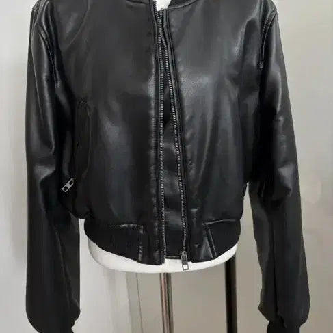 [BUNJANG] Zara Black Leather Bomber Jacket / 자라 블랙 레더 봄버 자켓