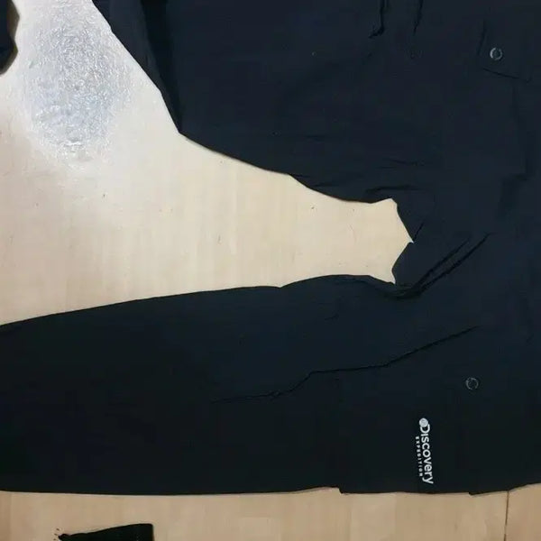 [BUNJANG] Discovery Woven Cargo Jogger Pants (Black, 30-31 inch) / 검정 디스커버리 우븐 카고 조거 팬츠 30~31인치