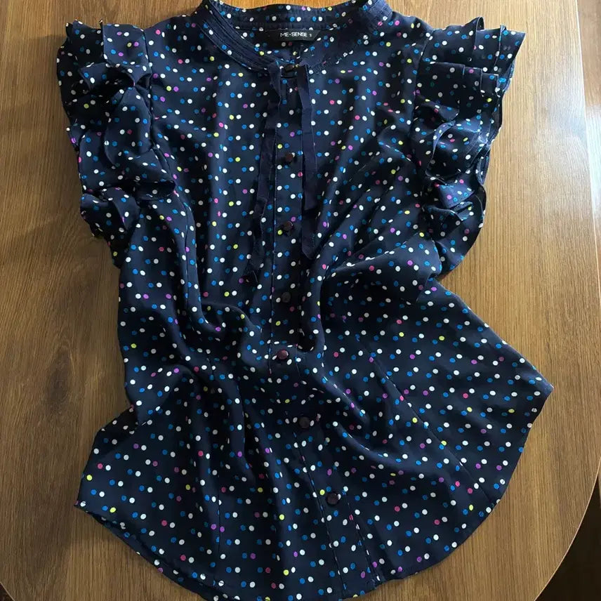 [BUNJANG] Navy Dot Frill Blouse / 네이비 컬러 도트 프릴 블라우스