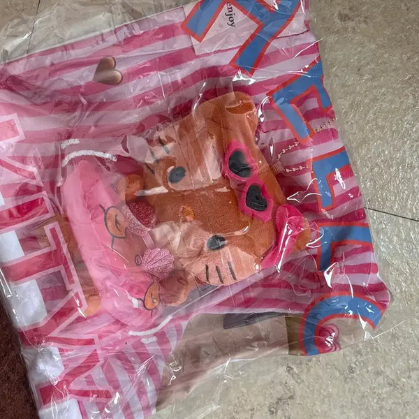 [BUNJANG] Pink Kitty Short Sleeve T-Shirt / 핑크 키티 반팔 교신가능