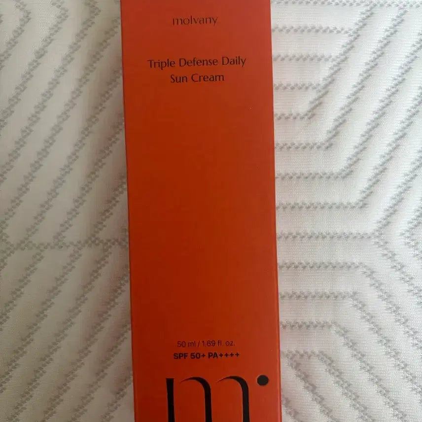 [BUNJANG] Molvani Triple Defense Daily Sun Cream SPF50+ / 몰바니 트리플 디펜스 데일리 선크림 SPF50+