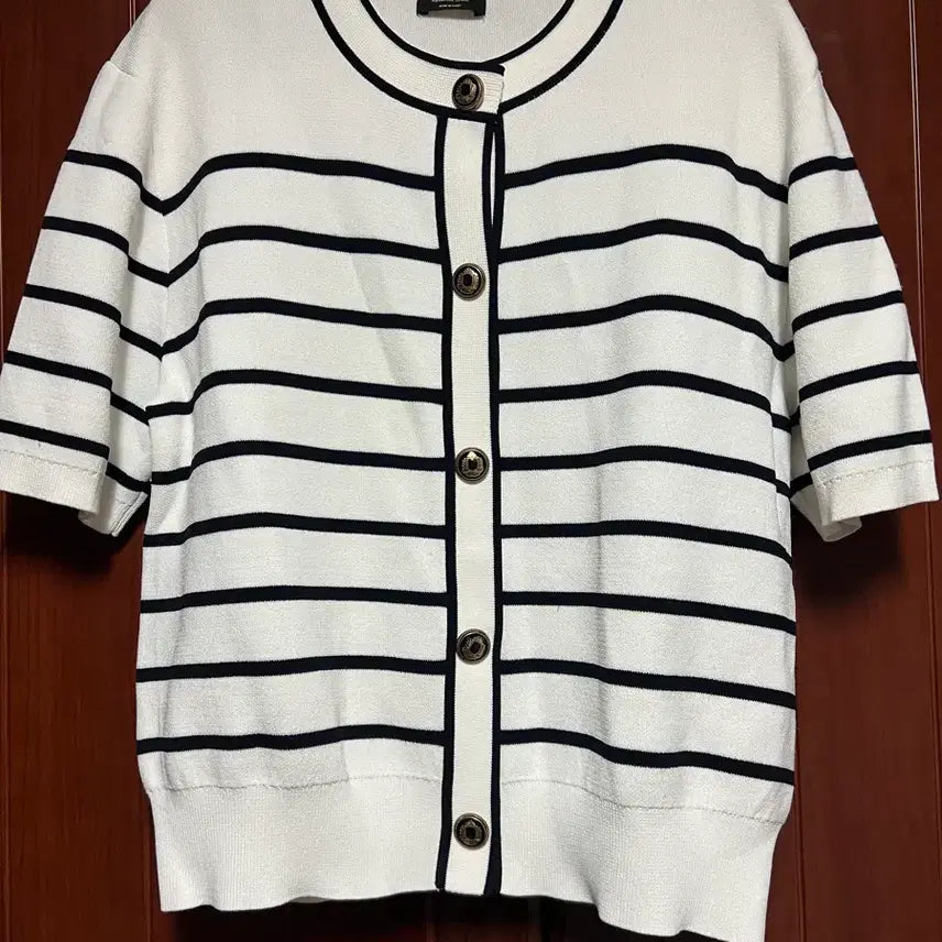 [BUNJANG] Massimo Dutti Striped Button Short Sleeve Cardigan L / 마시모두띠 버튼 반팔 가디건