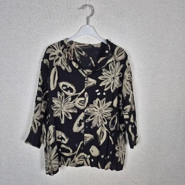 [BUNJANG] Black Flower Pattern Pleated Blouse / (#88,99추천)블랙 플라워패턴 큰플리츠 블라우스