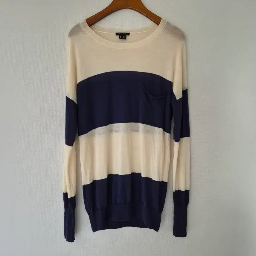 [BUNJANG] Theory Wool Sweater (Size P) / }띠어리]울스웨터(사이즈P)