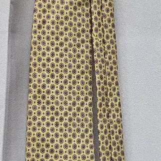 [BUNJANG] Burberry Silk Necktie Yellow Pattern / 버버리 넥타이 옐로우 패턴