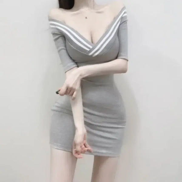 [BUNJANG] Feminine Y2K Off-Shoulder Grey Dress / [당일발송/새상품] 오프숄더 그레이 원피스 페미닌 Y2K 여리룩 섹시글램