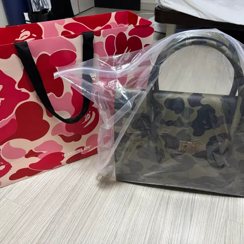 [BUNJANG] BAPE First Camo Tote Bag / (부산) 베이프 퍼스트 카모 토트백