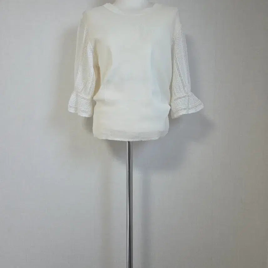 [BUNJANG] Time Postmodern Lace Sleeve Knit / 타임 포스트모던 레이스소매 니트