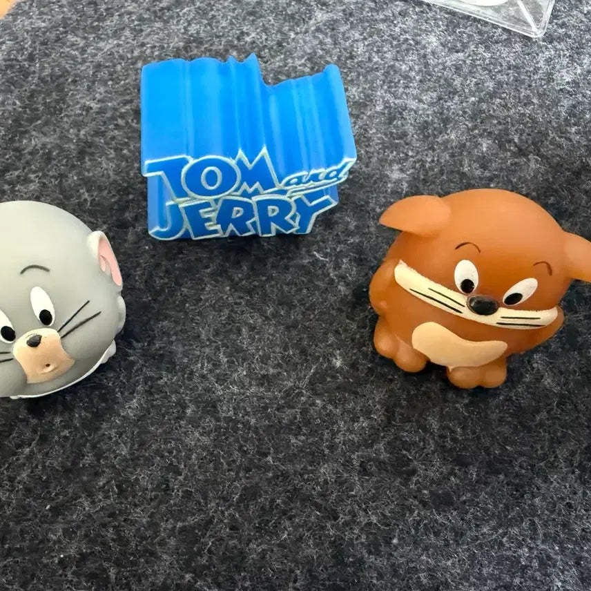 [BUNJANG] Tom and Jerry Gacha (3 Types) / 톰과제리 가챠