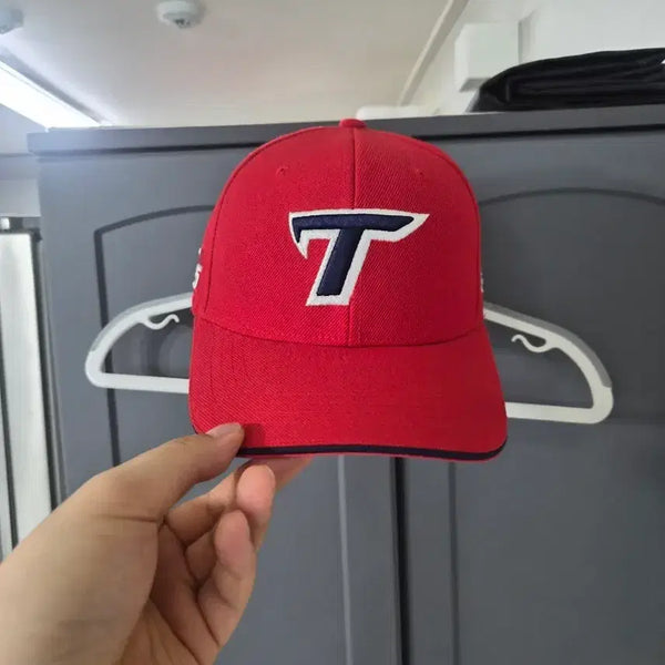 [BUNJANG] Kia Tigers 10th Anniversary Baseball Cap / 기아타이거즈 kia 10주년 기념 모자