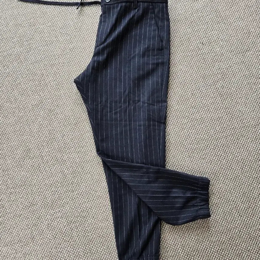 [BUNJANG] ZARA Pinstripe Jogger Slacks / ZARA 조거슬랙스 (새상품)
