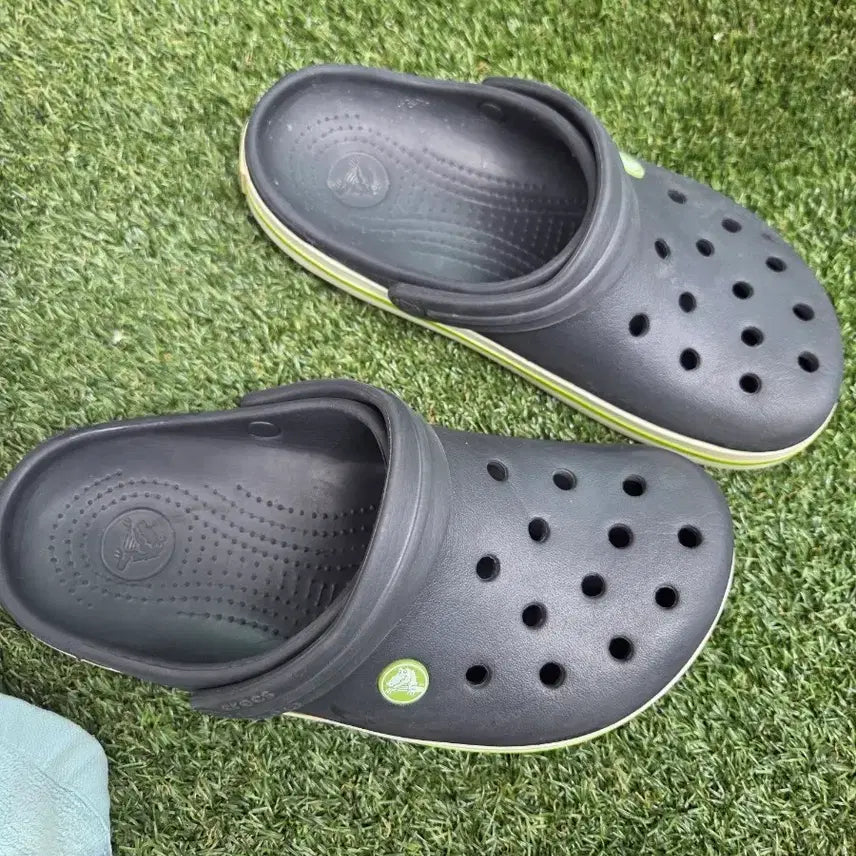 [BUNJANG] Crocs Bayaband Clog (Size 245) - Damaged Strap for Work/Utility Use / 크록스 바야밴드 클로그 245 밴드하자 전투용 작업용