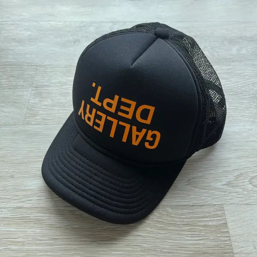 [BUNJANG] Gallery Dept. Trucker Cap Black / 갤러리 디파트먼트 트러커 캡 블랙