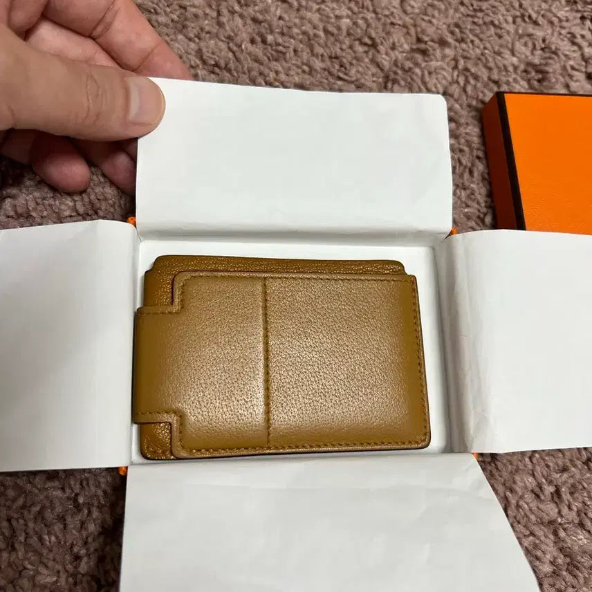 [BUNJANG] Hermès Open 24 Card Holder Camel OS / 에르메스 open24 카드지갑