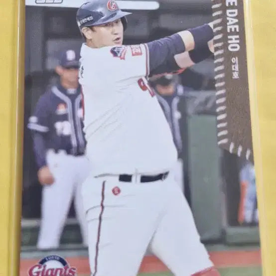 [BUNJANG] KBO Lotte Legends Lee Dae-ho Baseball Card / KBO 롯데 레전드 조선의 4번타자 이대호 카드