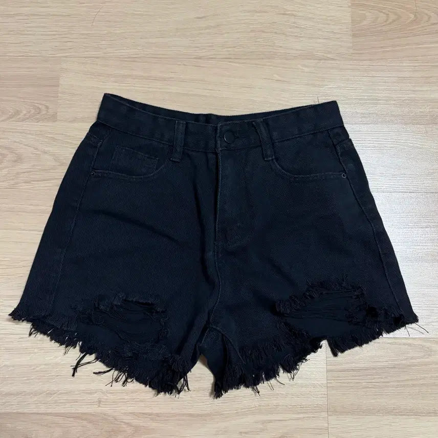 [BUNJANG] Black Shorts / 에이블리 반바지 검정