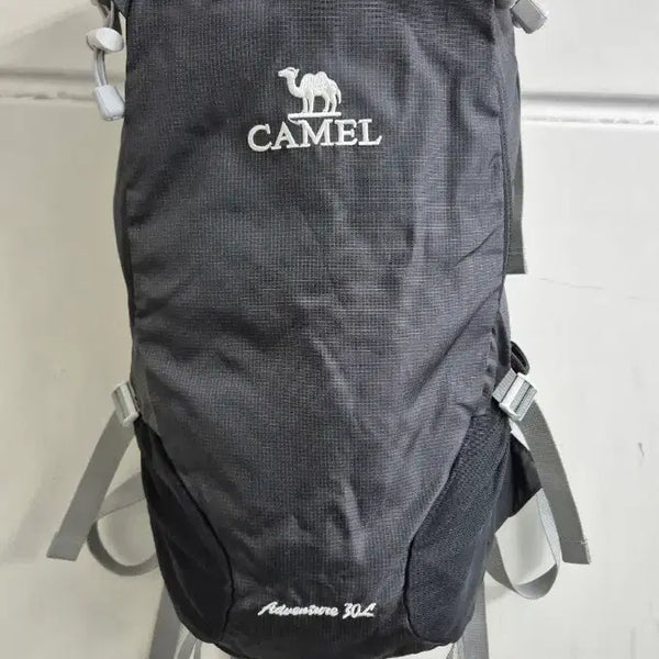 [BUNJANG] Camel Adventure 30L Hiking Backpack (Black) / 카멜 어드벤처 30L 등산 배낭 (블랙)