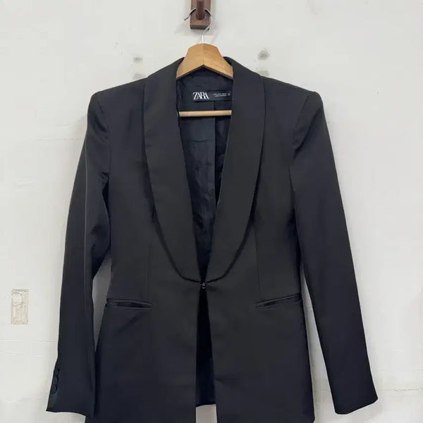 [BUNJANG] Zara Women's Tuxedo Dinner Blazer Jacket / (S)자라 여자 턱시도 디너 블레이저자켓