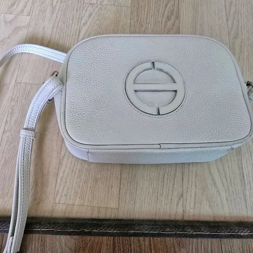 [BUNJANG] Elegance Shoulder Bag / 엘레강스 가방 팝니다