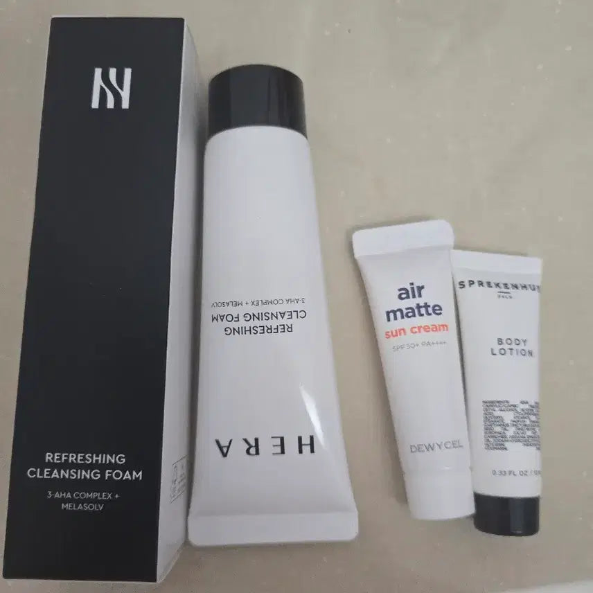 [BUNJANG] Hera Foam Cleanser & Sunscreen Set / 헤라 폼클린저 2개 선크림 외 사은품 몽땅