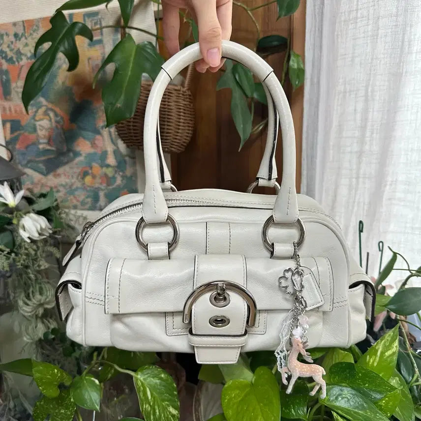[BUNJANG] Vintage Coach Soho Bag White Leather Shoulder Bag / 빈티지 올드 코치 화이트 소호백 숄더백