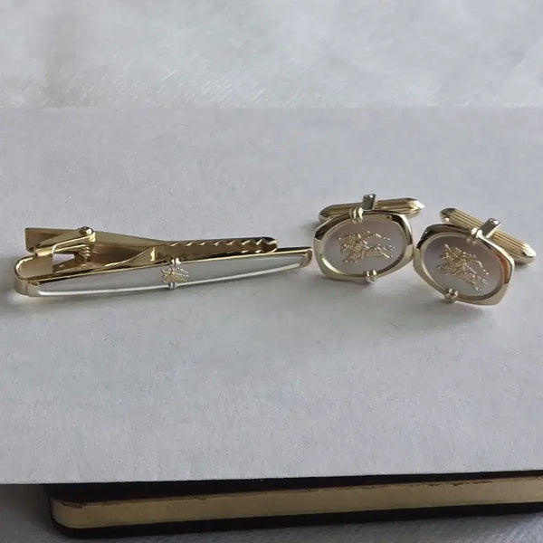 [BUNJANG] Burberry Tie Pin and Cufflink Set / 버버리 넥타이핀 커프스 링크 세트 남성복 정장 명품
