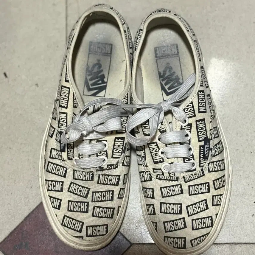 [BUNJANG] Vans x MSCHF Authentic Sneakers / 반스X 미스치프 어센틱 240