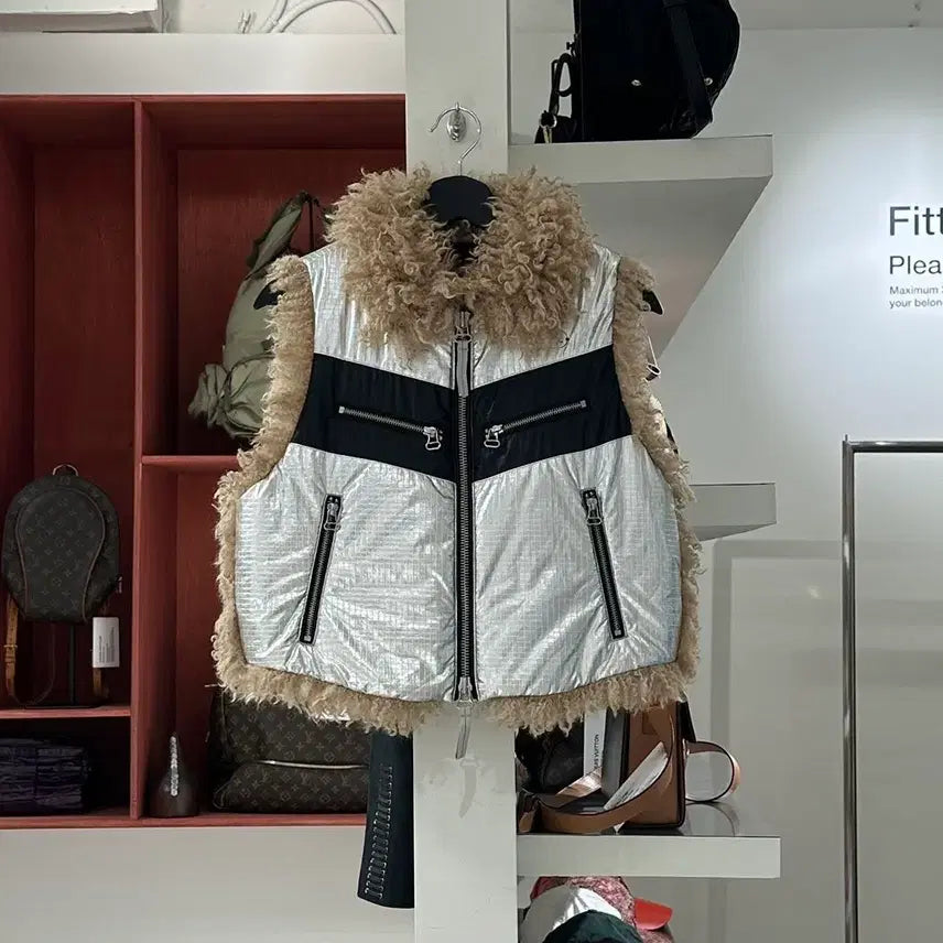 [BUNJANG] Diesel Silver Foil Coating Ripstop Nylon Fur Vest / 디젤 실버 포일코팅 립스탑 나일론 퍼 베스트