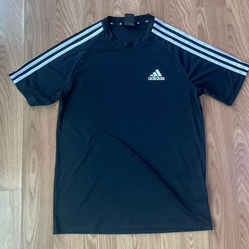 [BUNJANG] Adidas Short Sleeve T-Shirt / 아디다스 티셔츠 반팔