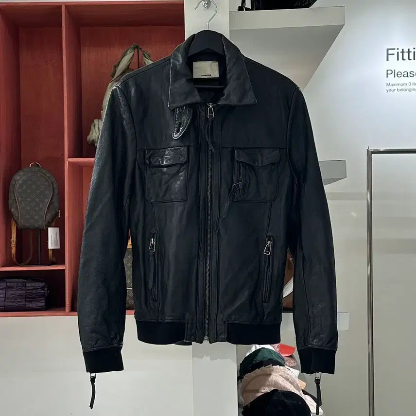 [BUNJANG] Rapieton Black Double Pocket Detail Leather Jacket / 르피에톤 블랙 더블 포켓 디테일 레더 자켓