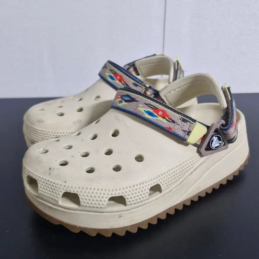 [BUNJANG] Crocs Classic Hiker Clog (W6/230) / 크록스 클래식 하이커 클로그(w6/230)