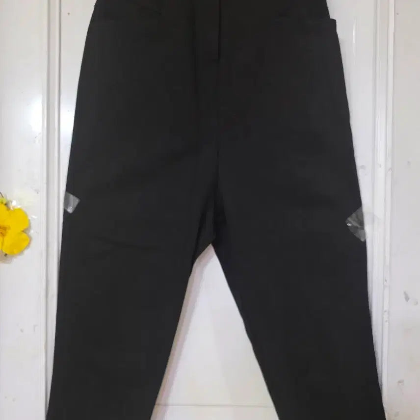 [BUNJANG] Premium Cotton Spandex Relaxed Fit Trousers / 가을 고급스러운 디자인이쁜 스판 밴딩 면 베기통바지. 거의새거  검정