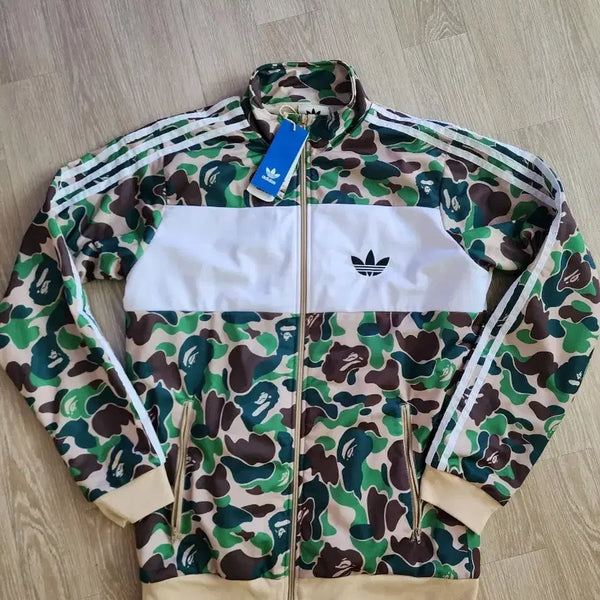 [BUNJANG] Adidas x BAPE Firebird ABC Camo Track Jacket / 아디다스(adidas)와 베이프(A Bathing Ape, BAPE)의 콜라보 파이어버드 ABC 카모 트랙탑 져지 자켓