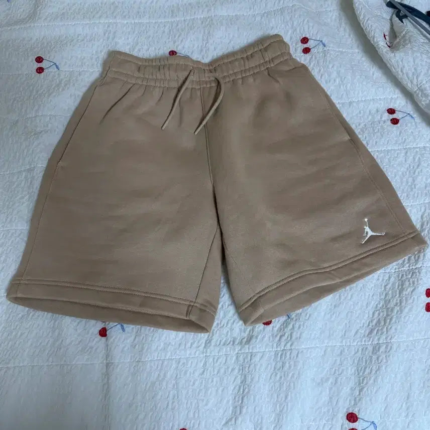 [BUNJANG] Nike Jordan Beige Shorts (Size S) / 나이키 조던 베이지 반바지 S 새상품