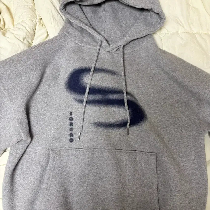[BUNJANG] Sorano Hoodie / 소라노 후드티 팔아요