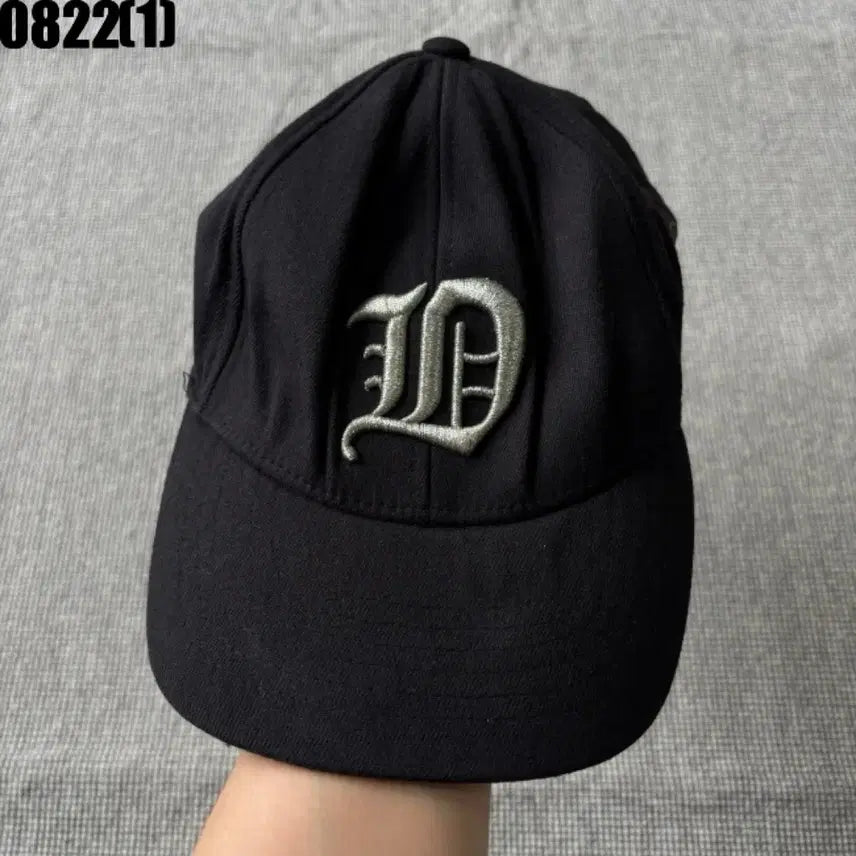 [BUNJANG] D Logo Ball Cap / 블랙 볼캡 캡모자 모자 D로고