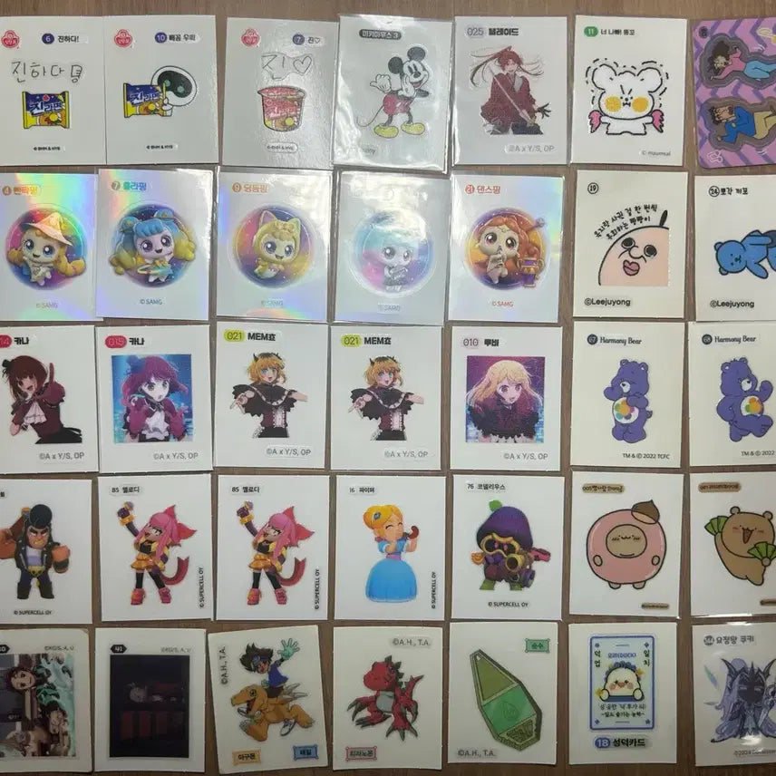 [BUNJANG] Assorted Sticker Set (Crayon Shin-chan, Brawl Stars, Hatching, Digimon, etc.) / 짱구, 브롤, 하츄핑, 디지몬 등 띠부씰 일괄