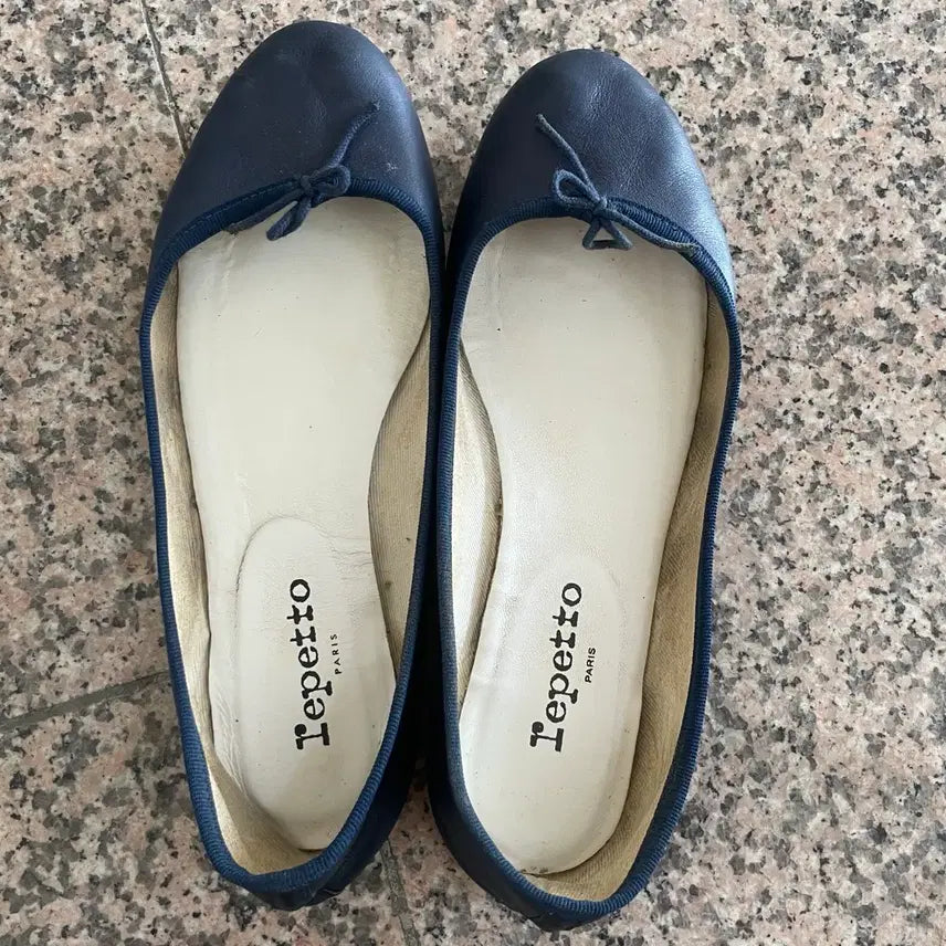 [BUNJANG] Repetto Navy Ballet Flats - Size 39 / 레페토 네이비 39