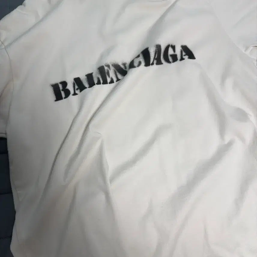 [BUNJANG] Balenciaga Stencil Short Sleeve T-Shirt / 발렌시아가 스텐실 반팔