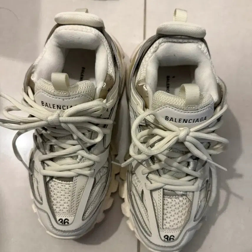 [BUNJANG] Balenciaga Track Sneakers Ivory 36 / 발렌시아가 트랙 스니커즈 아이보리 36