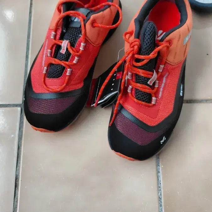 [BUNJANG] Mirae Hiking Boots Orange 235 New / 미래 등산화 오렌지색 235 새상품