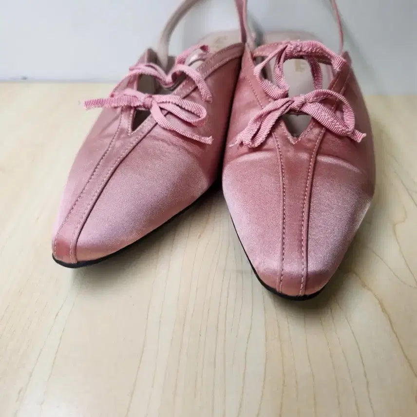 [BUNJANG] Salt & Chocolate Pink Satin Ribbon Slingback/Flats / 솔트앤초콜릿(Salt & Chocolate)**의 핑크 새틴 리본 슬링백/플랫 슈즈