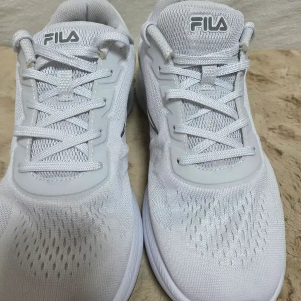 [BUNJANG] Fila White Sneakers 255mm / 휠라 운동화 화이트 255